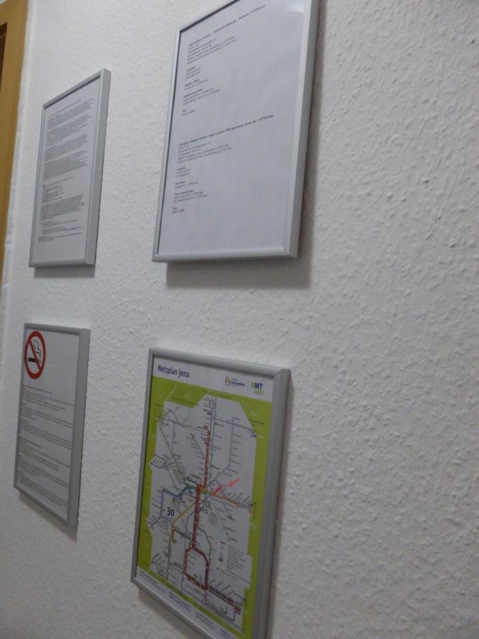 Ferienwohnung Friedrich Schiller, 2 Schlafzimmer, Balkon,Kostenloses Wifi, Naehe Zentrum, Jena Exterior foto